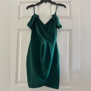 Small Lulu’s Hunger Green Off-Shoulder Mini Dress